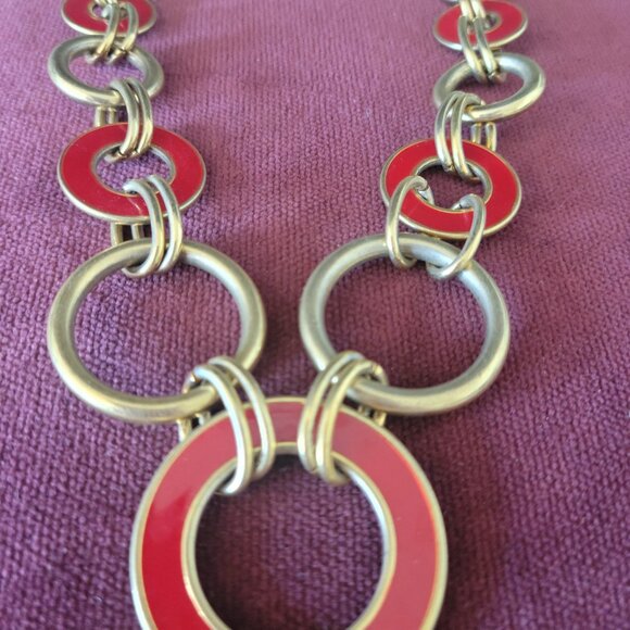 VINTAGE MOD TRIFARI GOLD AND RED ENAMEL LOOPS STATEMENT NECKLACE - Picture 2 of 5